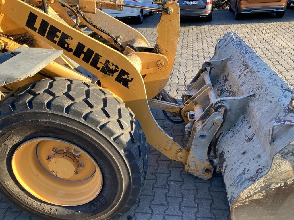 liebherr-l-514,c17a4419-7.jpg