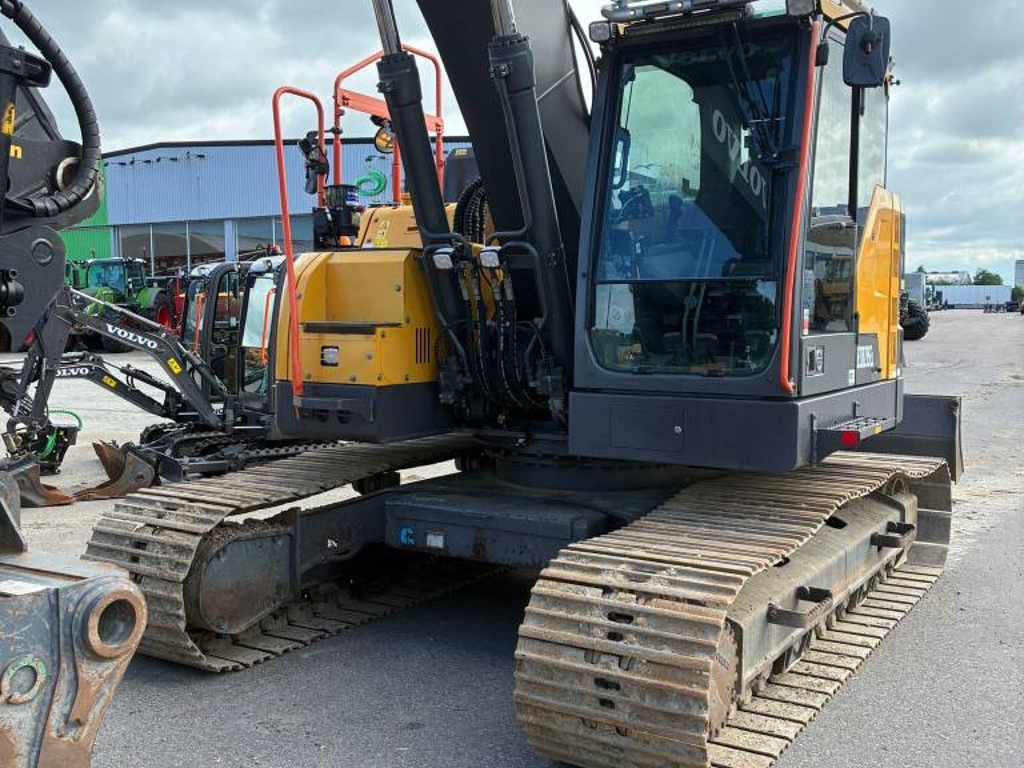 volvo-ecr-235-el,3fc83038.jpg