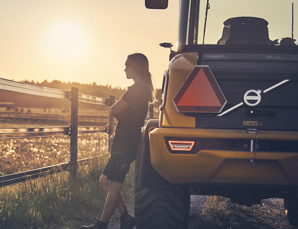Enjoy life with machines
