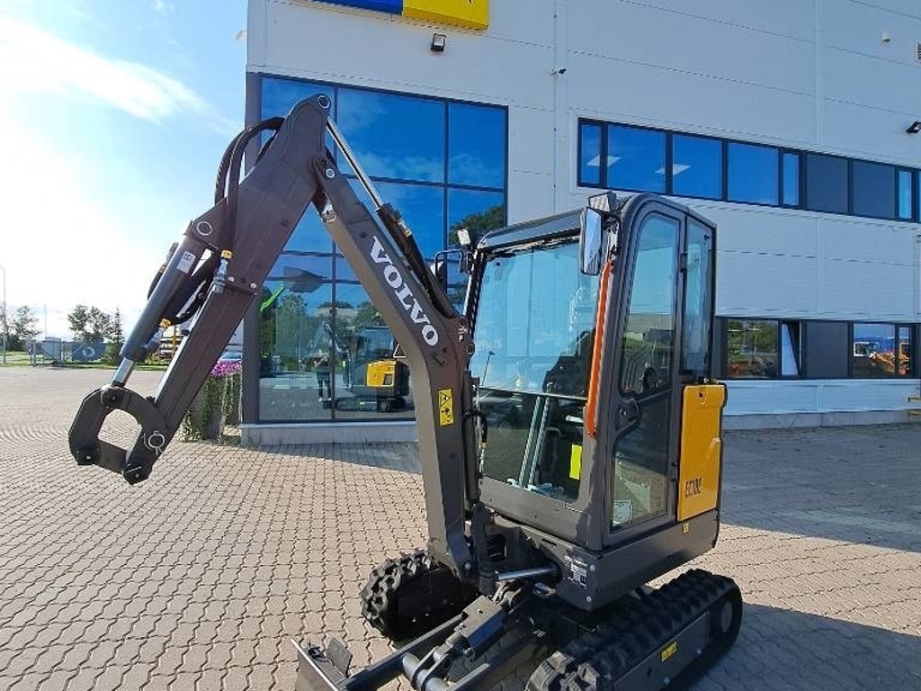 volvo-ec-18-e,3ecedfb7.jpg
