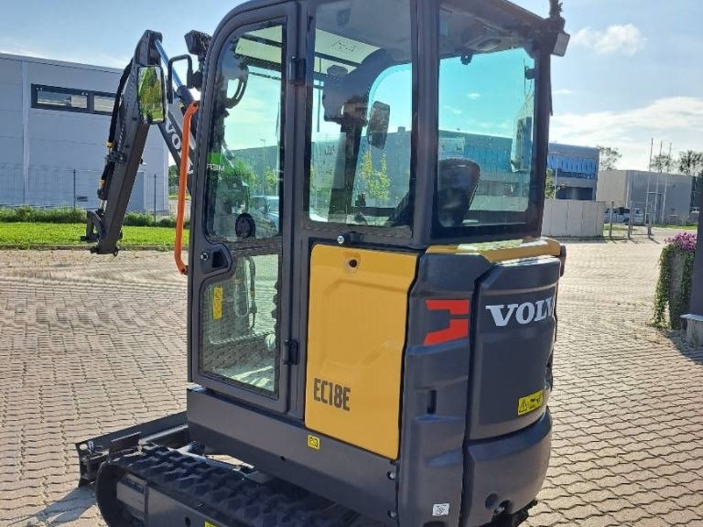 volvo-ec-18-e,efbbcd30.jpg