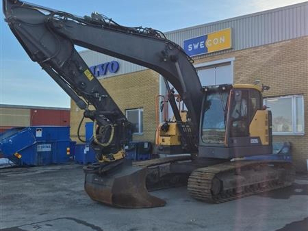 volvo-ecr235e,ecr235el_310978a-media(2).jpg