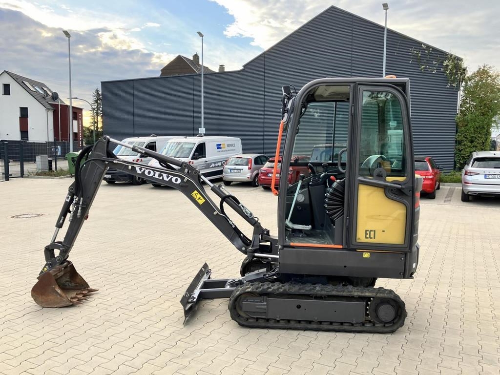 volvo-ec-18-e,25f9ada9-3.jpg