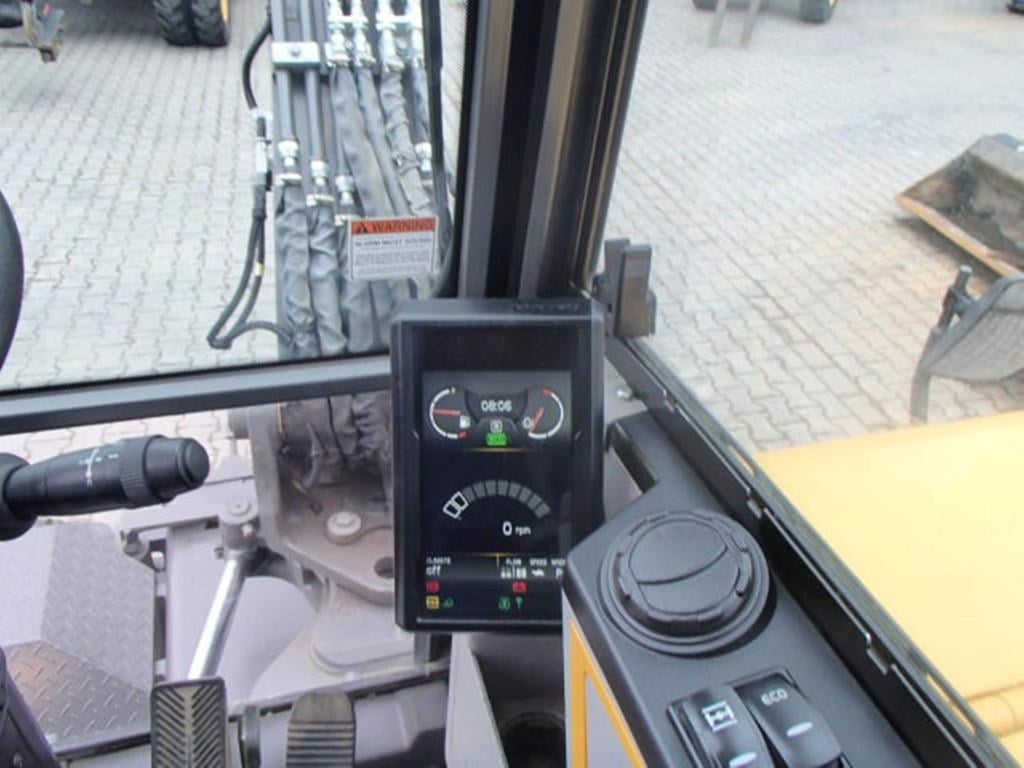 volvo-ew-60-e,1f795b4b-12.jpg