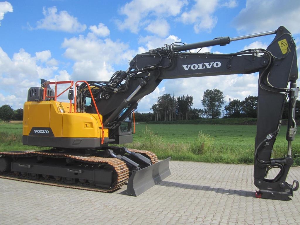 volvo-ecr235el,00bcf0cb-2.jpg