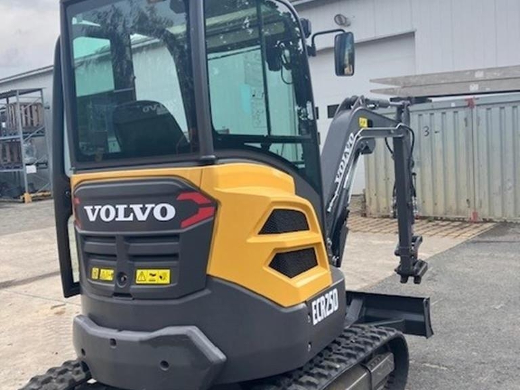 volvo-ecr-25-dfl,391ce650-3.jpg
