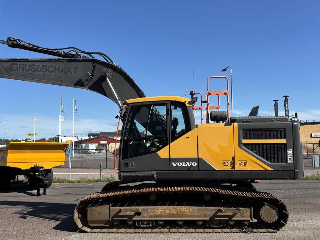 volvo-ec250el,ec250el_323271b-img_1881.jpg