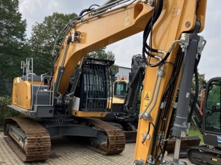 Liebherr R 922 LC