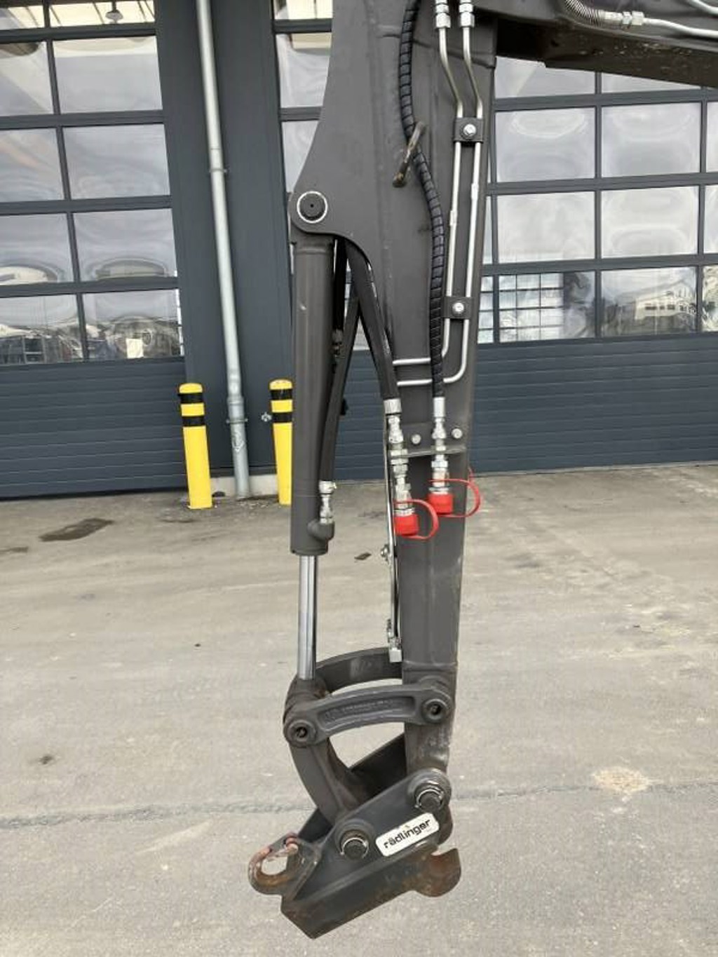 volvo-ecr-25-electric,d817ec4d.jpg