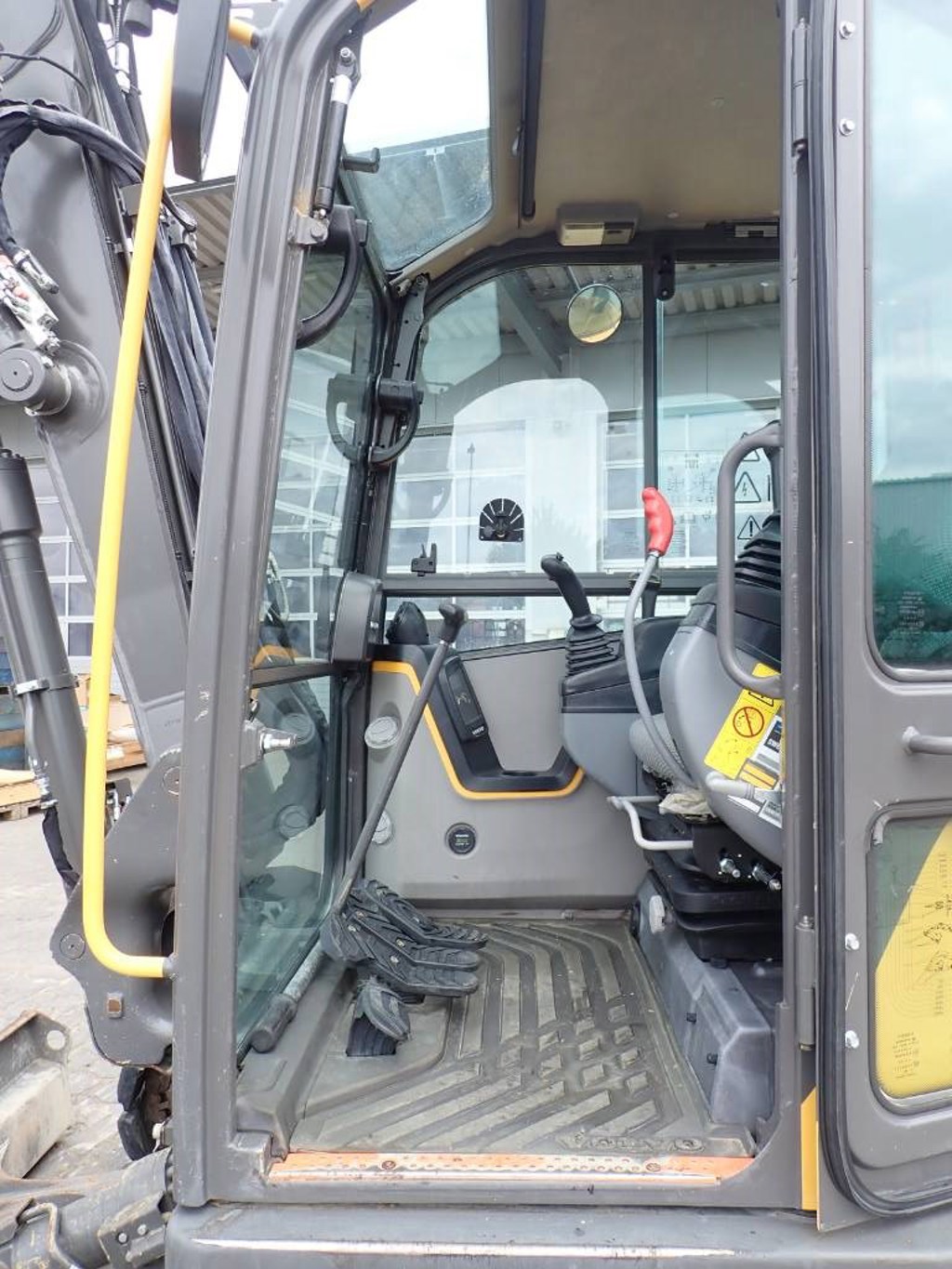 volvo-ecr-88-d,87907488.jpg