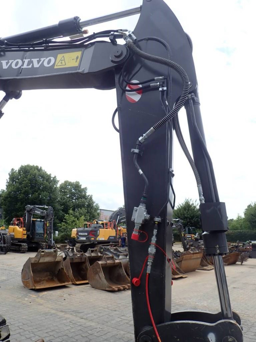 volvo-ecr-88-d,be3c7145.jpg