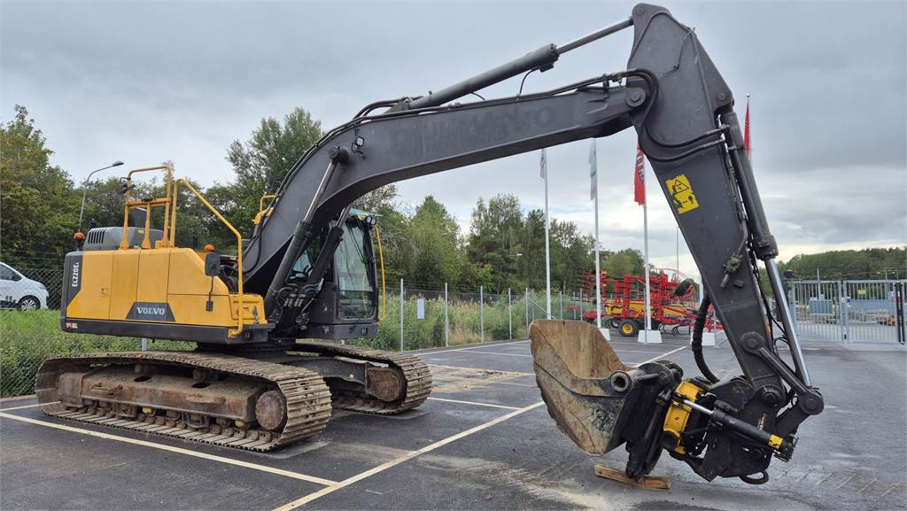 volvo-e,ec220el_320123a-20250821_152117.jpg