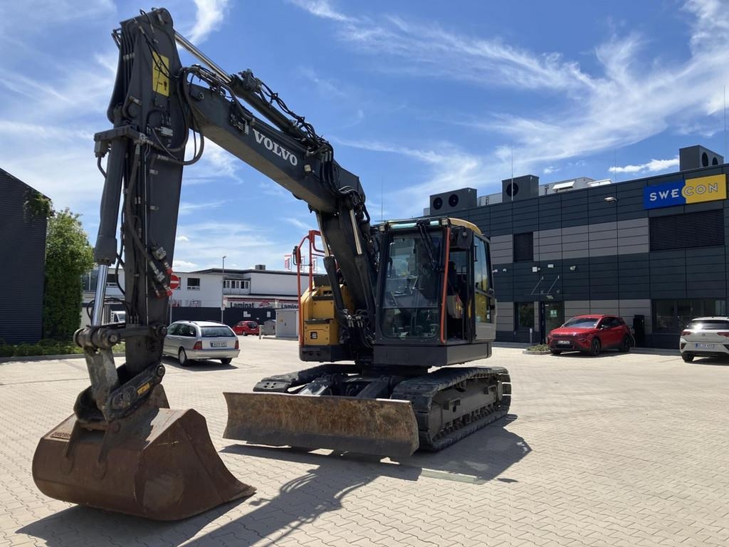 volvo-ecr145el,8487b2c2-1.jpg