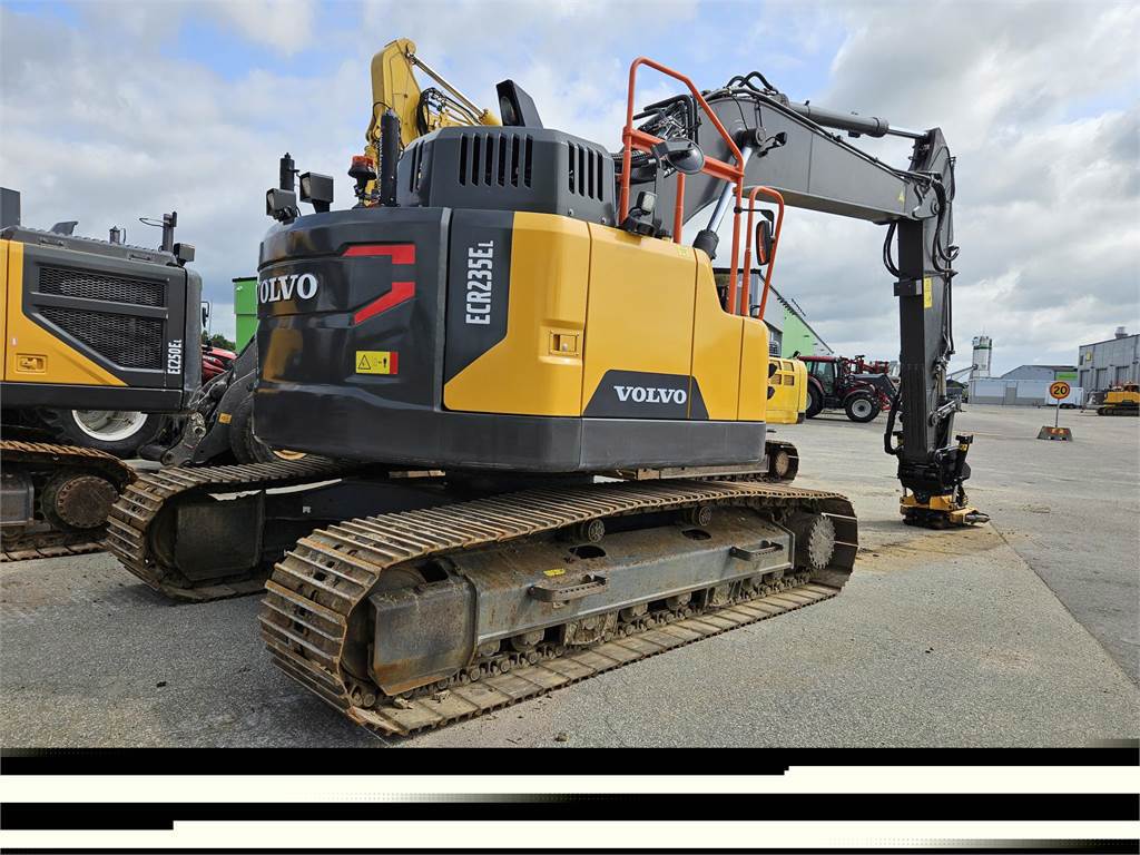 volvo-ecr23,ecr235el_315032a-1000007476.jpg