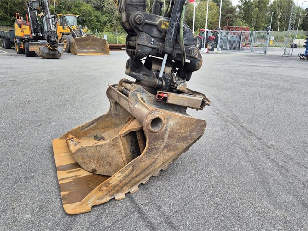 volvo,ec220el_321326a-ec220el_321326_11.jpg