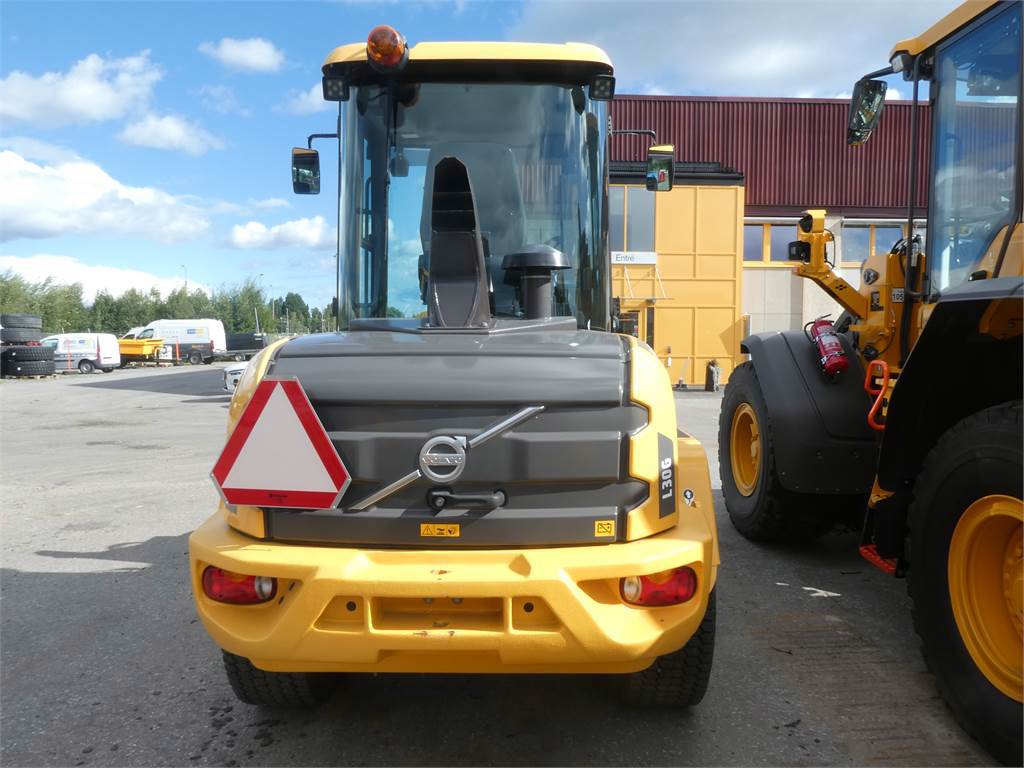 volvo-l30gs,l30gs_3226025a-p1170616.jpg